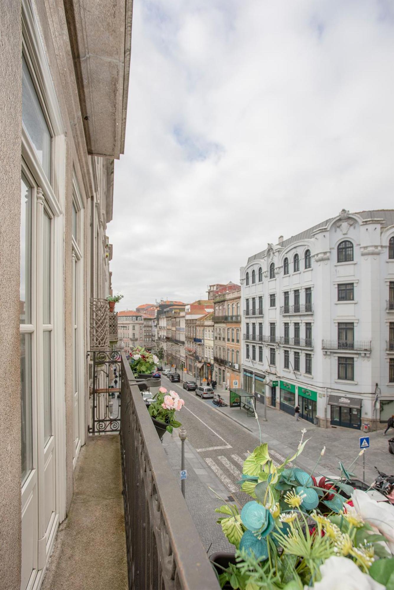 Liiiving In Porto - Ribeira Secret Apartment Bagian luar foto