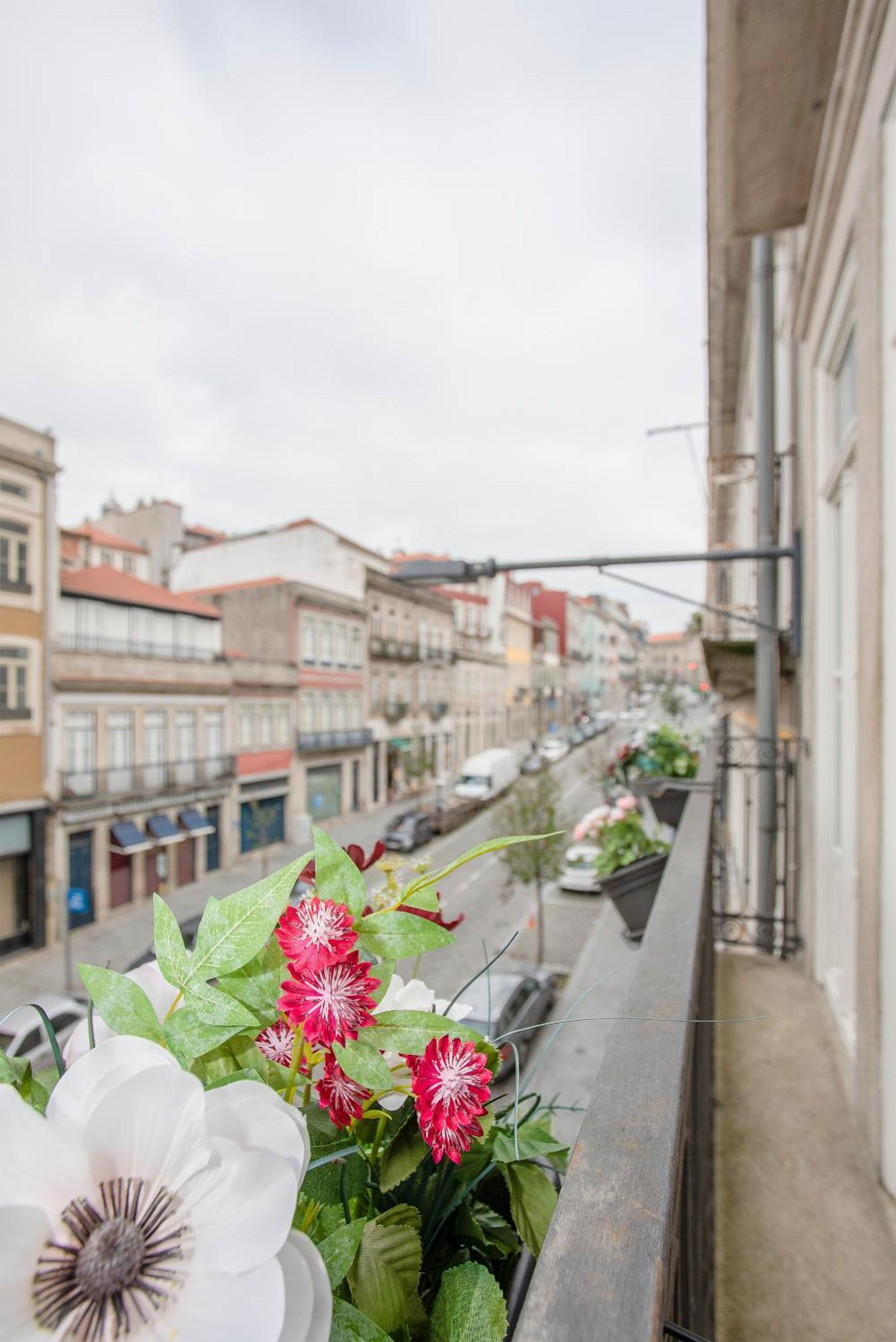 Liiiving In Porto - Ribeira Secret Apartment Bagian luar foto